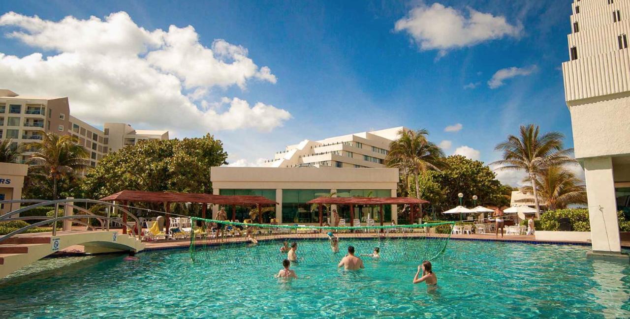 Beachfront Getaway Condo Cancún Zewnętrze zdjęcie