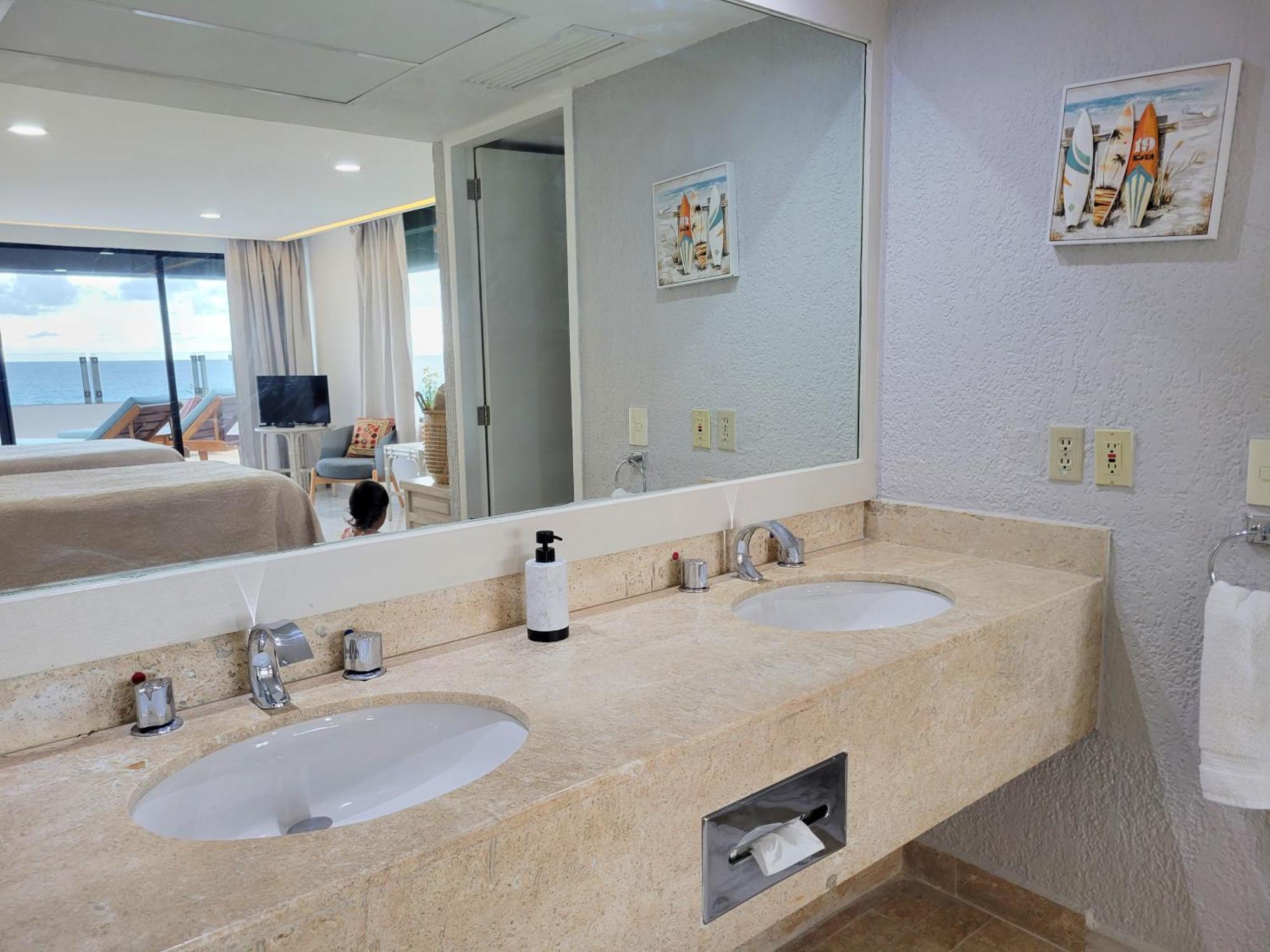 Beachfront Getaway Condo Cancún Zewnętrze zdjęcie