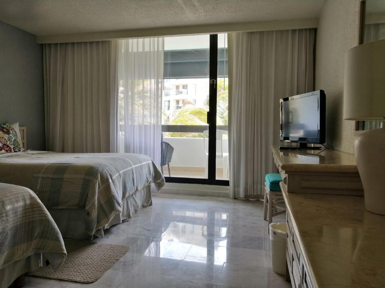 Beachfront Getaway Condo Cancún Pokój zdjęcie